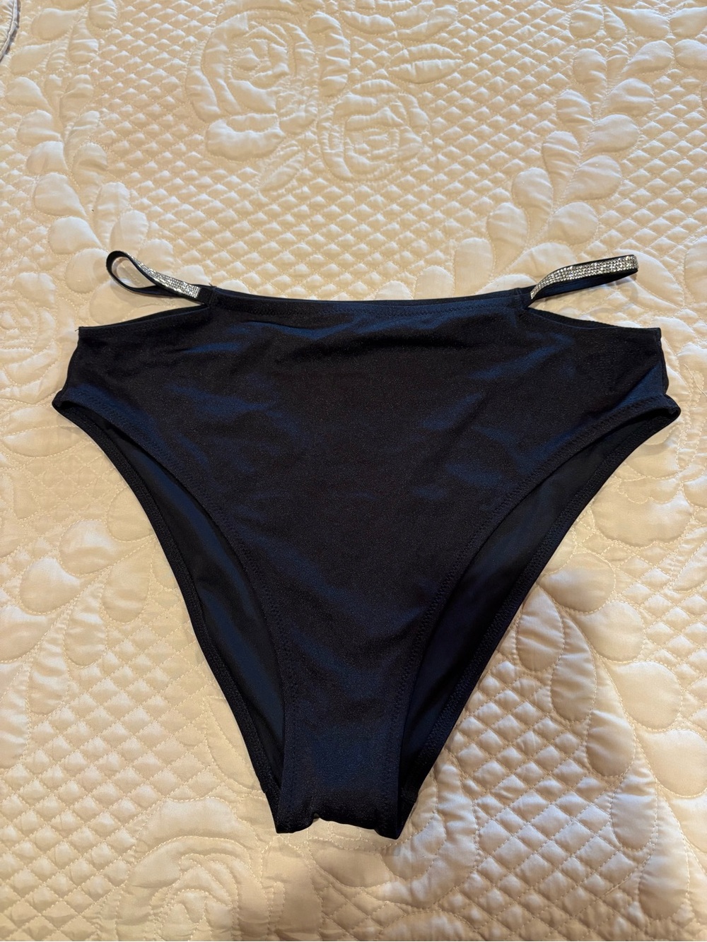 Victoria's Secret Shine Strap High-Waist
Cheeky Bikini Bottom size L